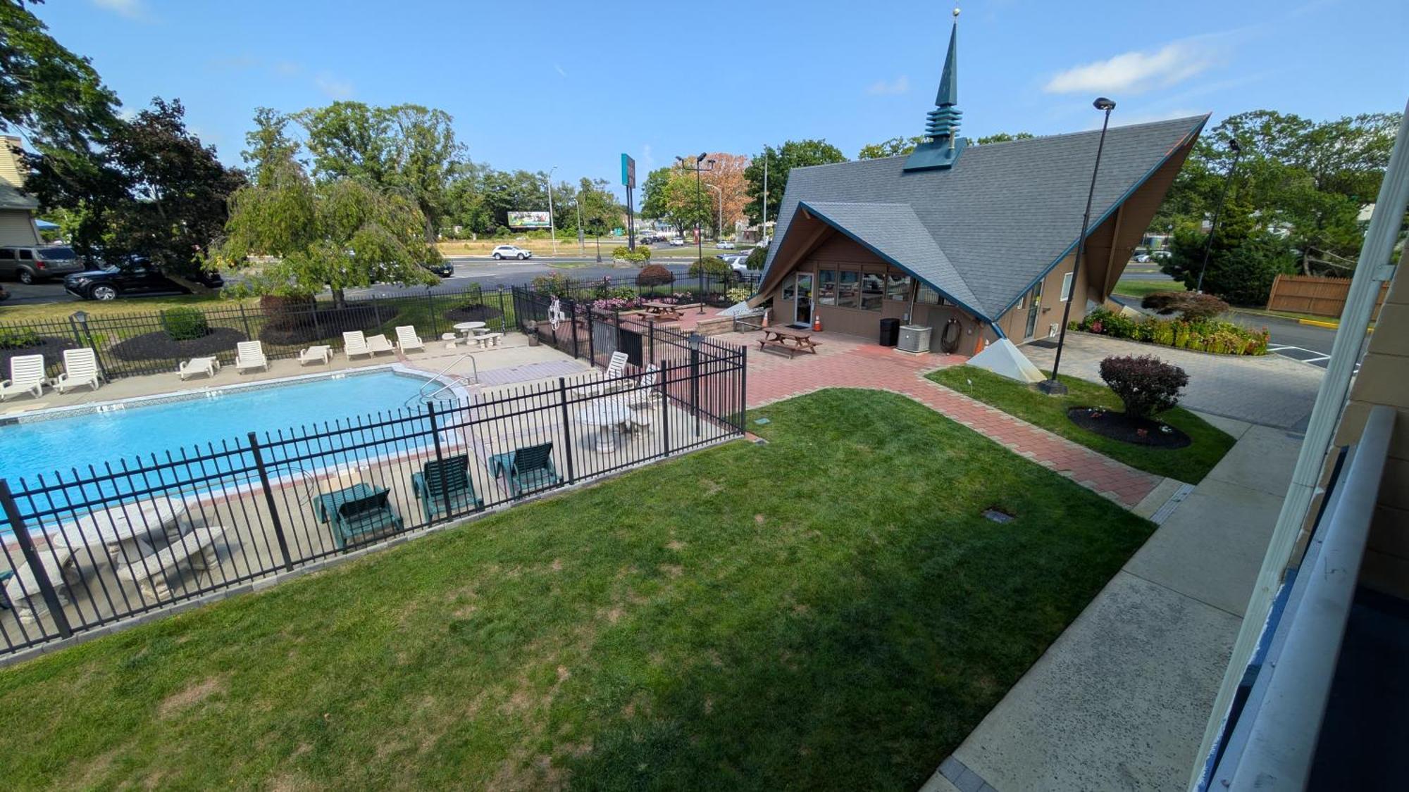 Crystal Inn - Neptune Exterior photo